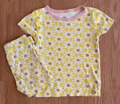 Toddler Girls J. CREW CREWCUTS Yellow Glitter Daisy 2pc Pajamas 4 4T Set - Image 1 of 3