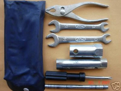 KIT DE HERRAMIENTAS HONDA CT90 S90 CL90 SL90 CB100 CB125 CB175 (#*12) Foto 1 de 2