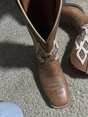 Botas vaqueras occidentales Ariat para hombre punta cuadrada talla 9EE estilo 10010271 Foto 1 de 4