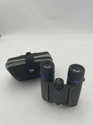 ZEISS Terra Ed Pocket Binoculars 8x25 with Case - Image 1 of 4