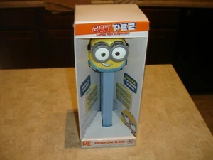 Giant PEZ Despicable Me Minion Bob Candy Dispenser - Picture 1 of 1