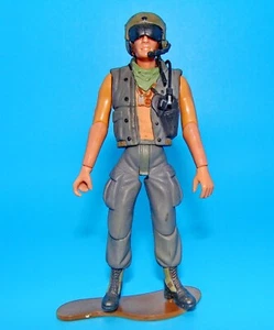 1:18 Ultimate Soldier Vietnam U.S Army Huey UH-1 Helicopter Gunner Pilot Figure - Picture 1 of 10