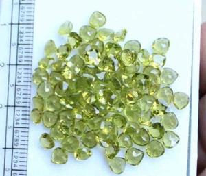 25.50 Ct Natural Green Peridot Pear Cut Loose Gemstone - Picture 1 of 4