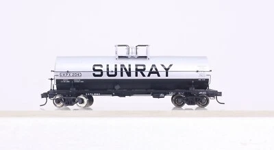 HO Atlas 1070-2 SUNRAY 11,000 Gal. Tank Car SHPX #2043 - Image 1 of 4