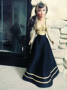 Tiffany Taylor Doll, OOAK wardrobe, 18" GORGEOUS vintage doll  - Picture 1 of 7