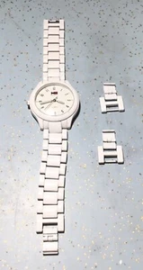 VERY RARE DESTRO BUGLE BOY RIGHT HANDED WATCH WHITE FINISH CASE BAND NEW BATTERY - Picture 1 of 18