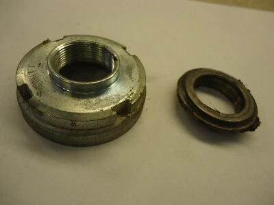 71-72 HONDA CB100 CL100 HORQUILLA DIRECCIÓN VÁSTAGO ROSCA TUERCA con techo de carrera OEM 1972 Foto 1 de 4