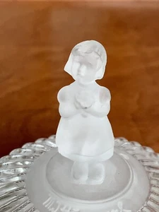 1993 Goebel M.I. HUMMEL 24% Lead CRYSTAL TRINKET BOX Made for “AVON” - Picture 1 of 8