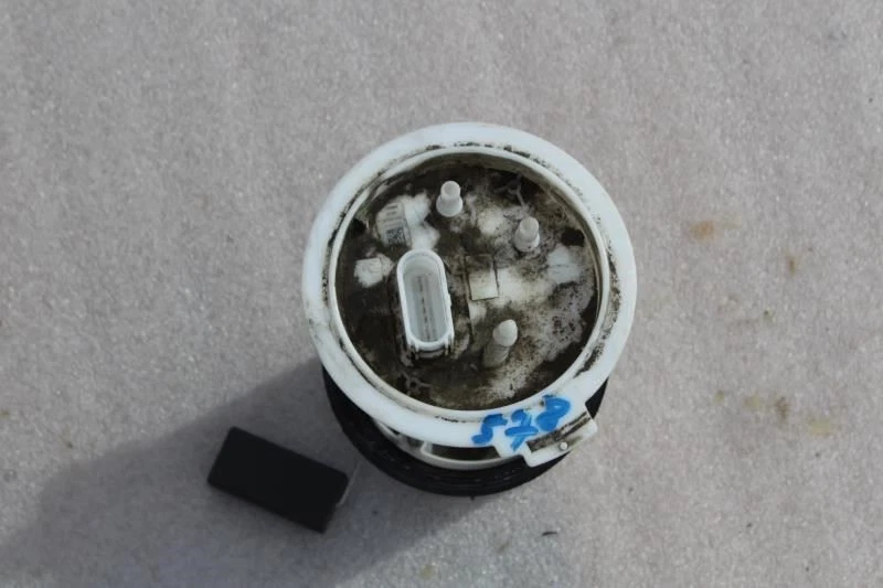 2014 VOLKSWAGEN GOLF ГАЗОВЫЙ ТОПЛИВНЫЙ НАСОС 2,5 Л ХЭТЧБЕК 1K0919051DA - Изображение 1 из 4