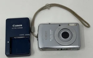 Canon PowerShot ELPH SD630 6MP Digital Camera 2MB SD Card Charger & Battery - Picture 1 of 22