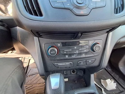 Б/у автоматический контроль температуры 2017 Ford Escape ОВК 94000 миль - Изображение 1 из 4