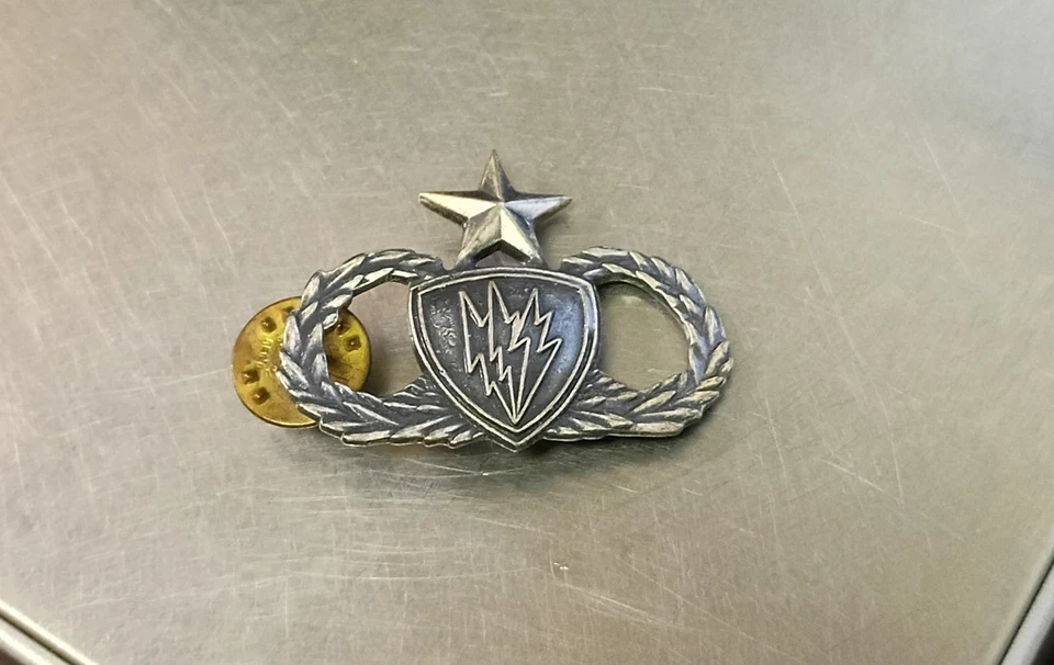 Insignia vintage: Guardia de Nueva York NYG - Comunicación - Senior Foto 1 de 2