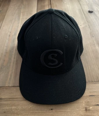 Sombrero de camionero Cole Swindell ajustable SnapBack negro 110 mercancía oficial usado en excelente estado Foto 1 de 4