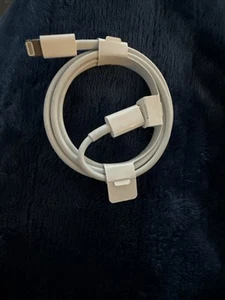 Apple USB Lightning Cable Cord 1M(3.3ft) / AUTHENTIC OEM/FAST CHARGE/ NEW - Picture 1 of 2