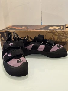 Evolv Elektra Kids Size 5.5 Balck W Purple Hiking Shoes  New With Box - Picture 1 of 16