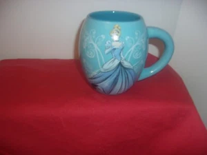 Disney Cinderella Mug Dreams Come True Coffee/Tea Blue & White Large 18 oz EUC - Picture 1 of 2