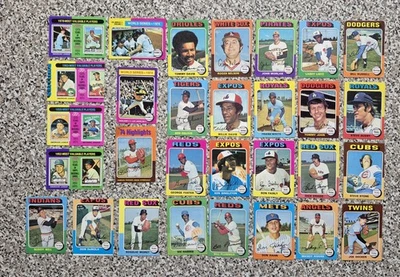 Topps Baseball Sports Trading MLB Card 30 Card Lot Old Vintage 1975 No Doubles - Image 1 of 4
