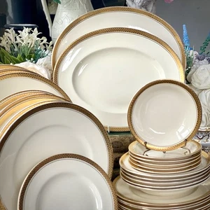 John Maddock Dinner Ware Plate & Bowl Sets 32pc ‘Royal Ivory’ Cream Gold 1940s - Picture 1 of 13