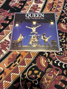 Queen Another One Bites The Dust UK 1980 7" Vinyl EMI - Picture 1 of 6