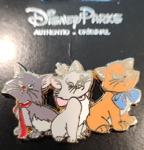 Disney Pin Aristocats Kittens Marie Toulouse DS Store Europe 00095 - Picture 1 of 6