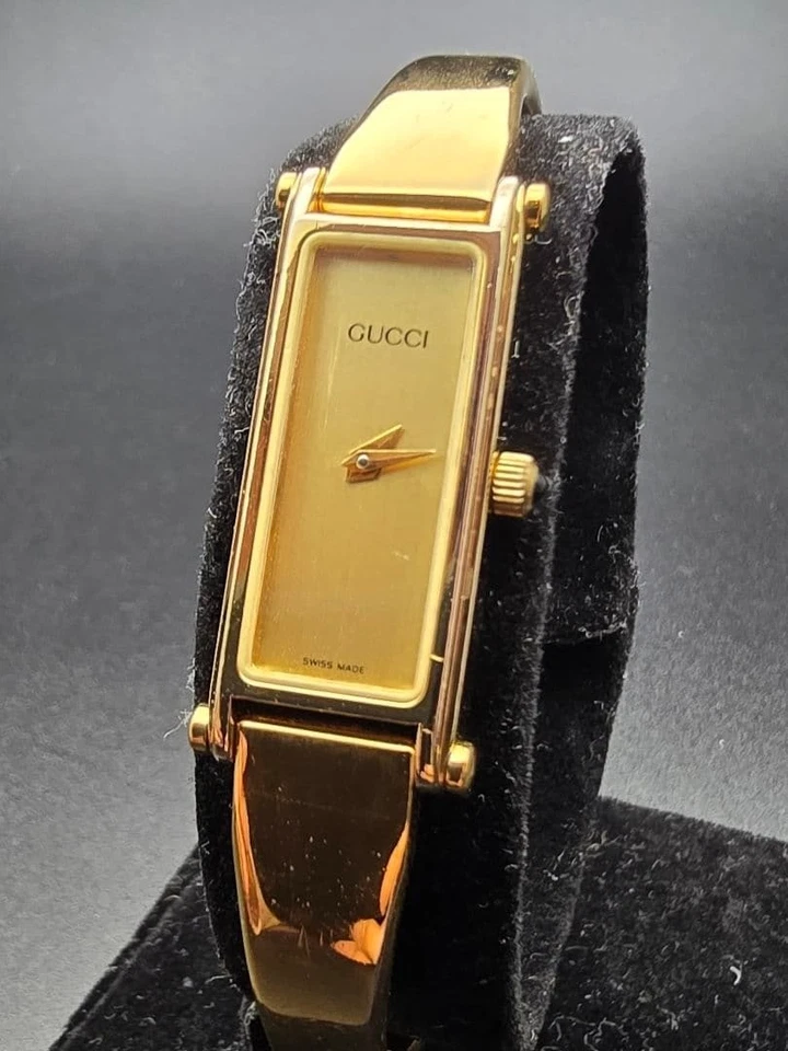 Reloj de cuarzo con brazalete dorado GUCCI 1500 para mujer esfera dorada QZ auténtico usado Japón Foto 1 de 4