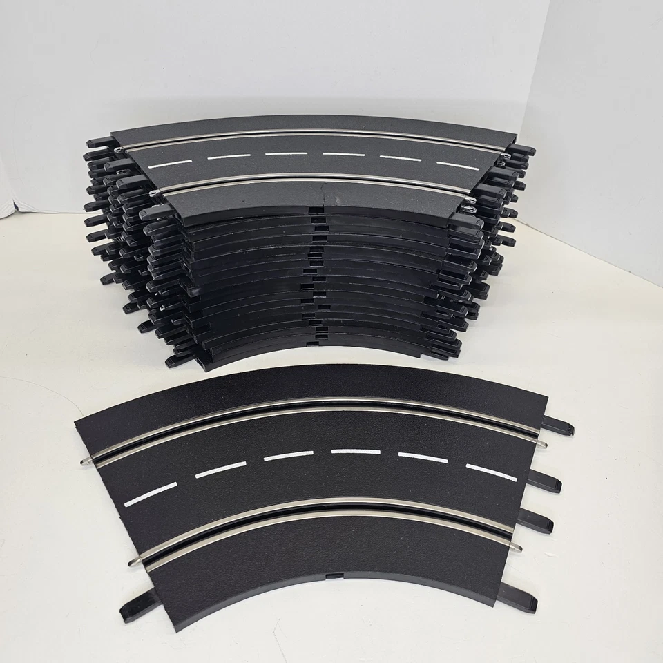 JUEGO VINTAGE DE 19 CURVAS DE PISTA DE COCHE SLOT CARRERA EXCLUSIV & EVOLUTION - Leer Foto 1 de 4