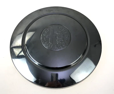 Alfa Romeo Milano Stainless Hub Cap  RARE Vintage OEM Foto 1 de 4
