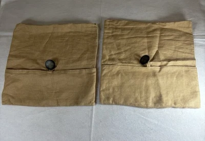 Fundas de almohada Pottery Barn beige de lino con botones grandes 18" camel/bronceado Foto 1 de 4