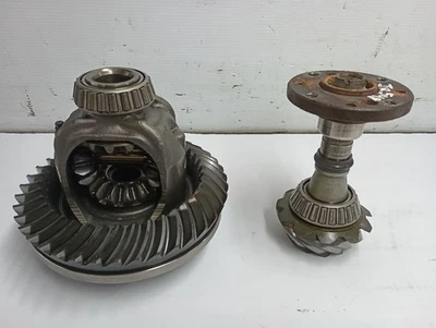 Engranaje/piñón de anillo de relación 3,55 con yugo de Dodge Ram 1500 2012 10939479 Foto 1 de 4