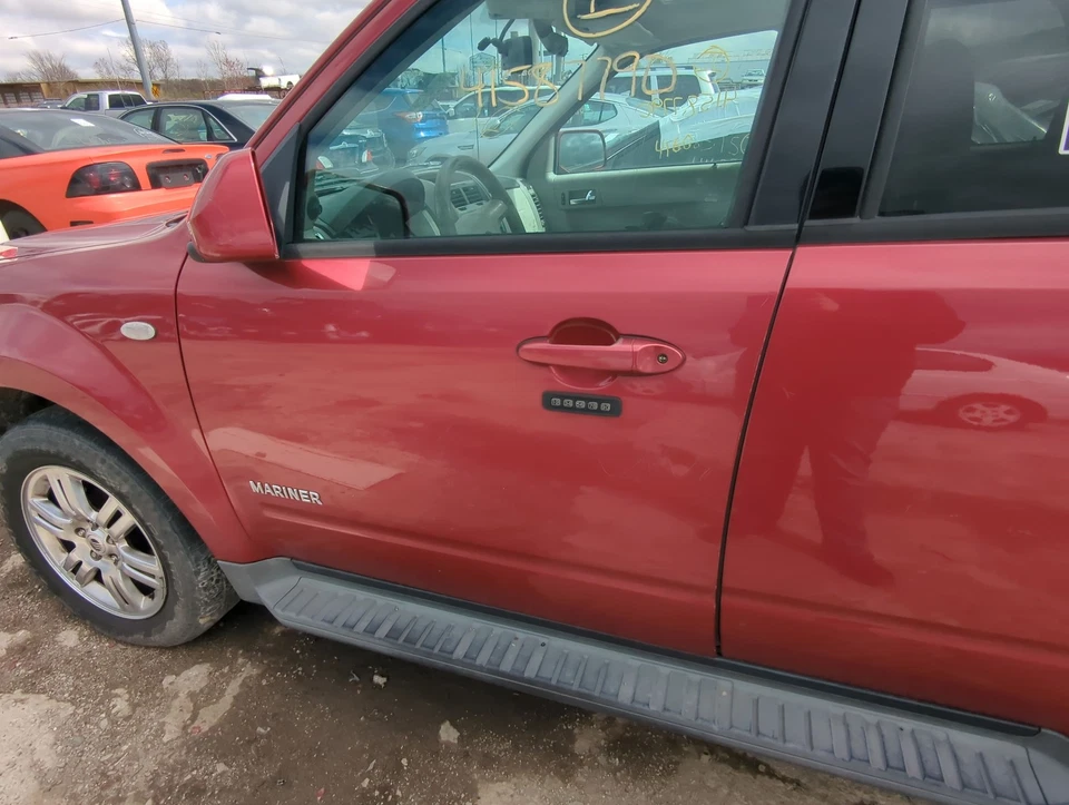 2008-2011 Mercury Mariner Driver Front Door Oem X2IO7 Foto 1 de 1