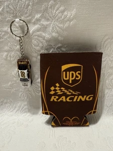 2000-UPS Racing-NASCAR-Dale Jarrett #88-Die Cast Car Keychain + Drink Can Sleeve - Picture 1 of 11