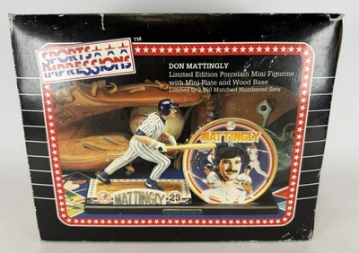 DON MATTINGLY NEW YORK YANKEES IMPRESIONES DEPORTIVAS ESTATUILLA ESTATUA MINI PLACA Foto 1 de 3