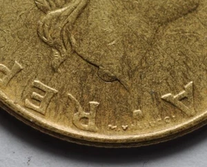 1978 Italian Republic 200 lire BB Crescent under the neck - Picture 1 of 3