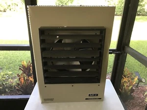 TPI Corp. TASKMASTER Model P3P5120CA1N Heater / Radiateur. - Picture 1 of 12
