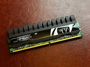 Patriot 2GB (1x2GB) DDR2 1066 Desktop RAM, PV224G8500ELK - Picture 1 of 4