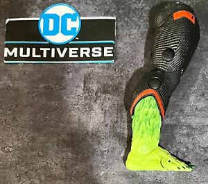DC McFarlane Multiverse Titans Beast Boy BAF Build a Figure Right Leg 1pc Lot