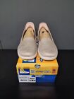 Womens Skechers On The Go Slip In Shoes Size 8.5