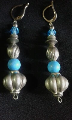 ORECCHINI con perle turchesi - Immagine 1 di 2