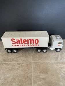 Nylint Salerno Vintage GMC Tractor Trailer Semi-Pressed Metal Cookies & Crackers - Picture 1 of 13