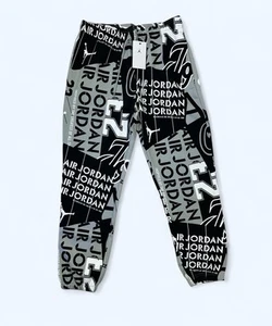 Nike Air Jordan Joggers Sweatpants Women MEDIUM Fleece Graphic Print Pant DD9298 - Picture 1 of 6