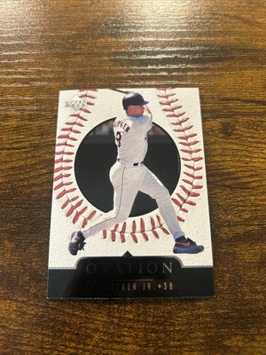 1999 Upper Deck Ovation - Cal Ripken #18 Baltimore Orioles Baseball Card 10UU - Image 1 of 2