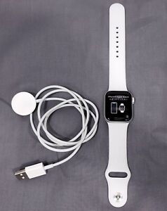 *AS-IS* Apple Smart Watch Series 6 (A2291, 40mm, White) - 29137-1