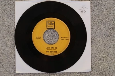 The Beatles  - Love Me Do/P.S. I Love You -  US 7" - Tollie T-5008 - Image 1 of 2