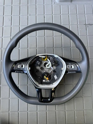 2014-2018年大众捷达方向盘原始设备制造商 — 第 1/3 张图片