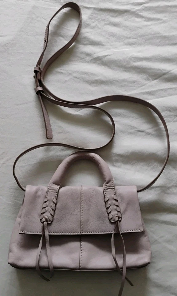 Bolso Bandolera Lucky Brand Para Mujer Pequeño Lavanda Boho Bolsillos Occidentales Nuevo Sin Etiquetas Foto 1 de 4