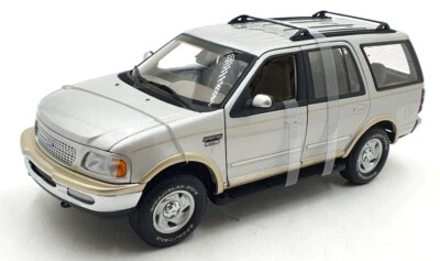 UT Models 1/18 Scale Diecast 22714 Ford Expedition Eddie Bauer Version - Silver - Image 1 of 4