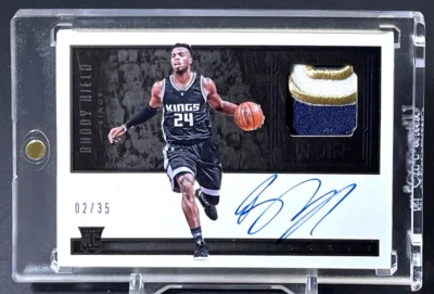 ( /35 RPA ) Buddy Hield 2016-17 Noir RC #121 Rookie Patch On Card Auto Warriors - Image 1 of 2