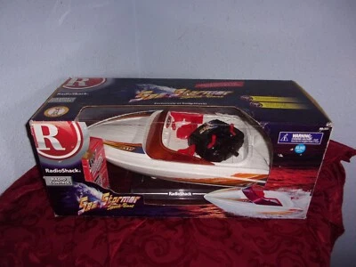 New RADIO SHACK  RC Sea Stormer Speed Boat  Battery & Charger Included - Image 1 of 4
