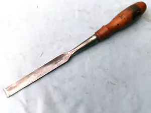 VINTAGE SOCKET GOUGE CHISEL - 3/4" WIDE - SIGNED: BUCK BROTHERS - #4 SWEEP - Picture 1 of 4