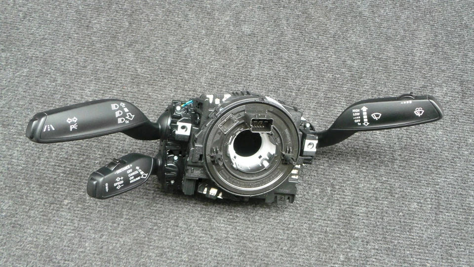 AUDI A3 8V Tempomat Lenkstock ACC Spurwechselassistent 8V0953502AD 5Q0953549C - Bild 1 von 1